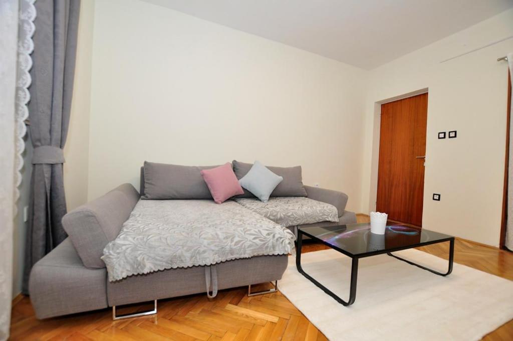 Gabi Apartment